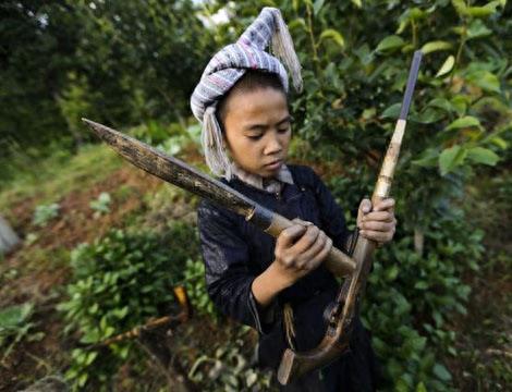 中国唯一一个允许持枪的部落：岜沙苗寨