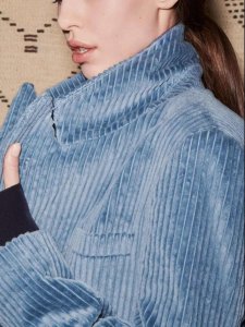 ​灯芯绒显瘦大法都在这！各路明星们都在种草，这个秋冬该入手了