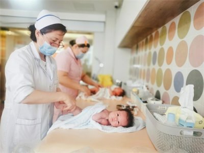 ​武汉优质月子中心｜才花3W谁看了不心动