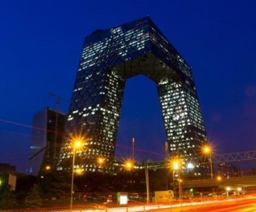 ​前央视名嘴张泉灵:因一场乌龙病辞离央视,今靠＂奇葩＂方式再度走火