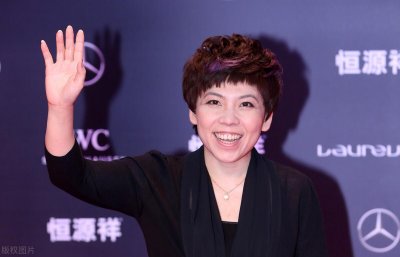 ​乒乓女王邓亚萍：曾因个子矮被河南省队劝退，最后用实力征服世界