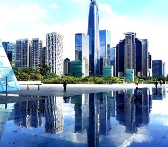 ​实拍深圳CBD，摩天高楼壮观密集，一线城市CBD就是气派