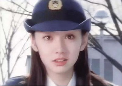 ​还记得《铁甲小宝》的清纯女警花吗？43岁甜到犯规，还是那个味道