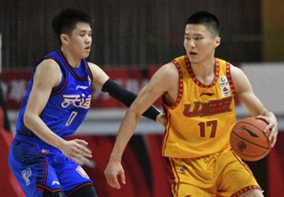 ​刘冠岑重返山西男篮，深圳队认领了冯欣