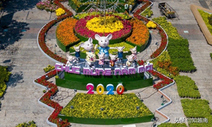 越南最大春节花街开幕：农历鼠年生肖十分可爱，洋溢着浓浓的年味