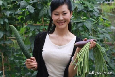 ​歌手于文华：再婚嫁未婚小伙，23年并未生子，如今的她幸福吗？