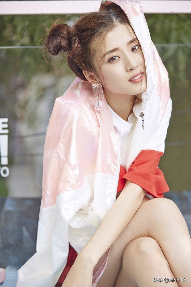 明星李若嘉,娱乐圈影视女演员,是具有实力的艺人