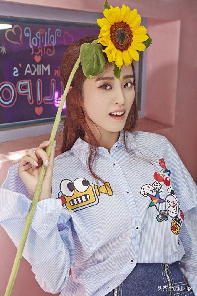 明星李若嘉,娱乐圈影视女演员,是具有实力的艺人