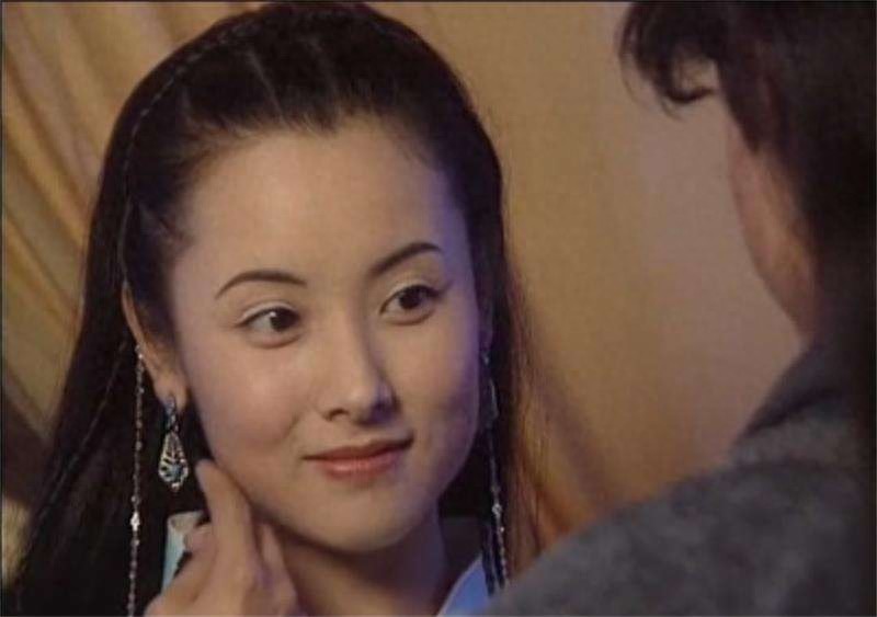 杨明娜:出道20年难火,却收获美满家庭,美丽动人的女神