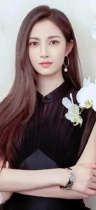 ​陈钰琪：从龙套演员到荧屏皎月的华丽蜕变