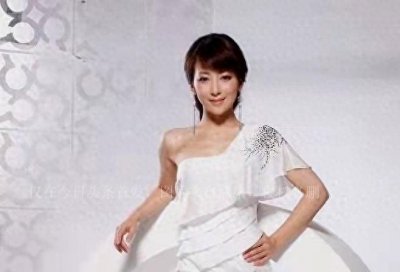 ​屡次被曝不雅照,从当红沦落至十八线,46岁无子的陈紫函做错了什么