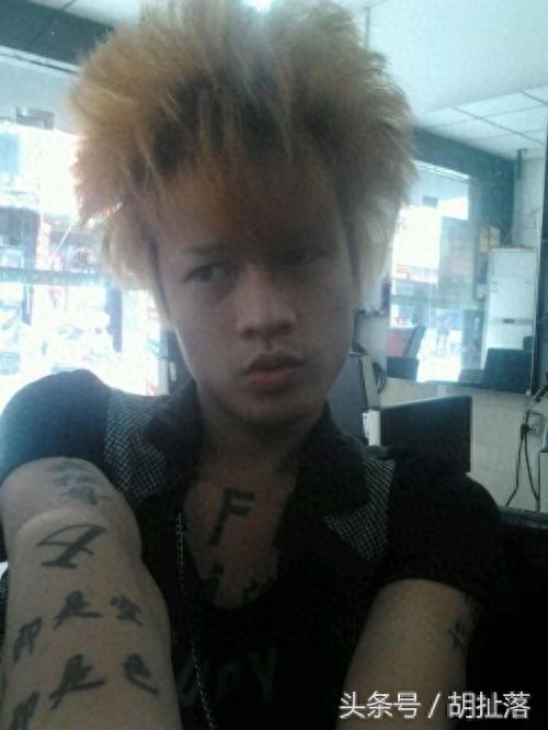 曾经500万人的家族，揭秘杀马特创始人！