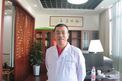 ​劳动模范系列宣传⑥丨邱健：三十八载“医”线守 潜心俯首仁术和