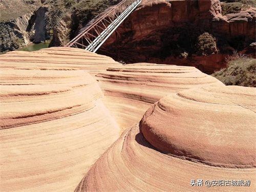 不要门票但是非常值得一去的地方——靖边波浪谷