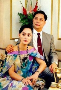 ​抛弃病夫！插足导演家庭，55岁攀上富豪，三金影后的上位史太精彩