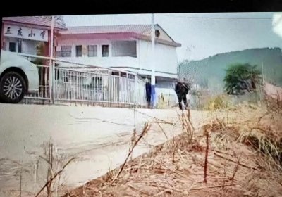 ​湖南衡阳一男子持刀在小学行凶，致学生1死1伤！以官方通报为准