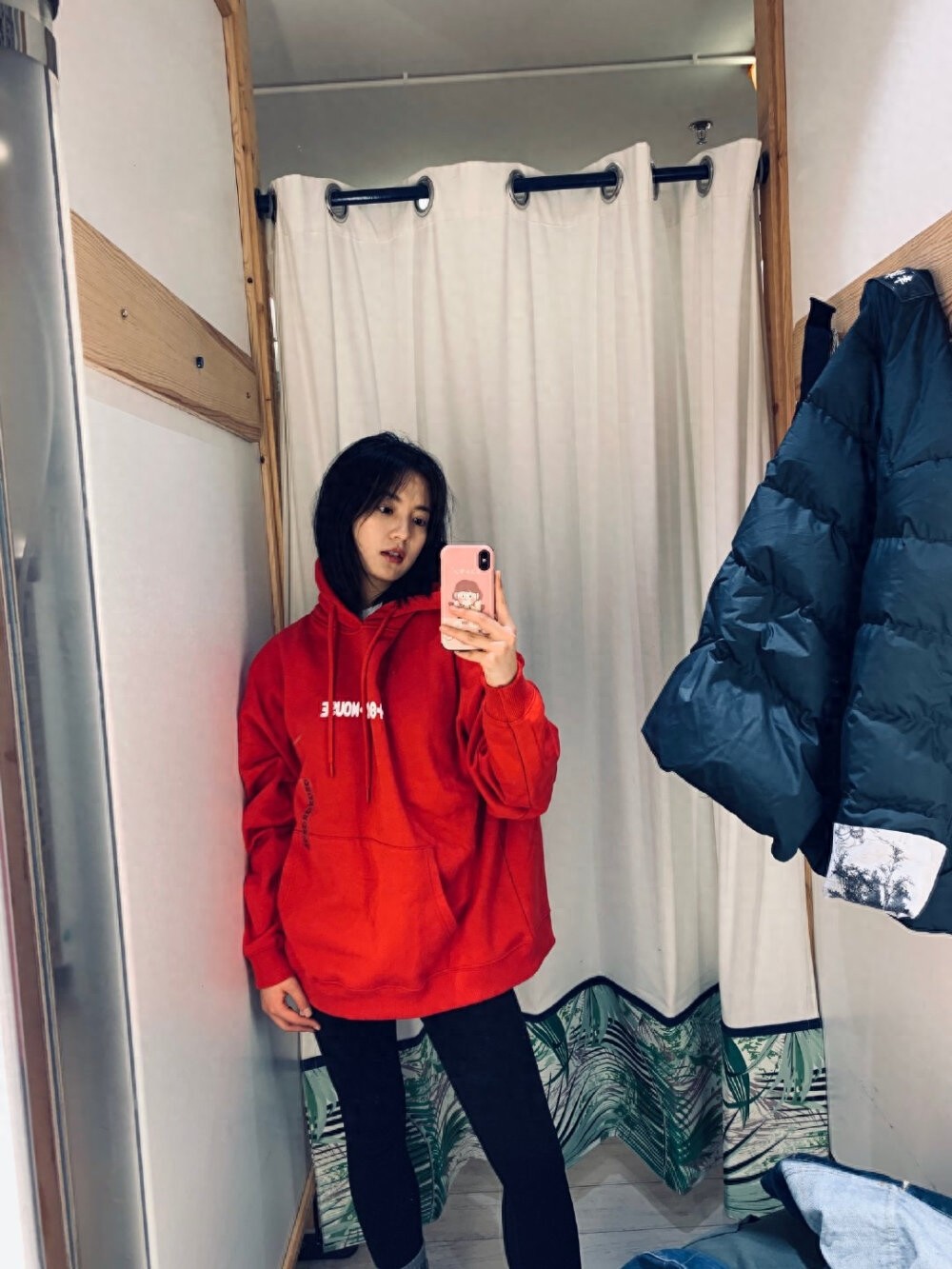 组图：内地女演员张雅钦