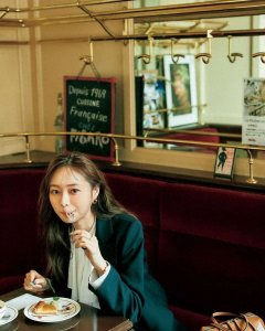 ​梅泽美波，花样年华的感性美人