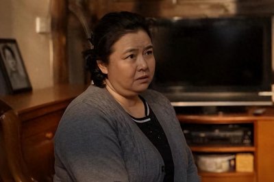 ​昔日新疆仙女王澜今成大妈，身材发福脸蛋臃肿，观众直呼认不出