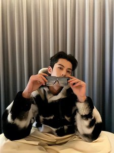 ​王鹤棣：从电视剧新星到音乐舞台的闪耀之旅