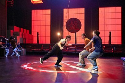 ​号外！70岁成龙又有新片儿出炉