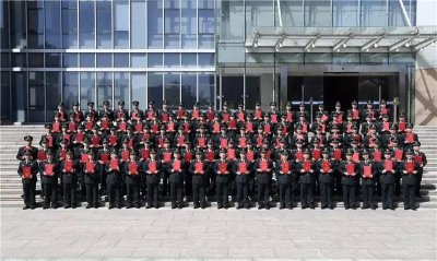 ​厉害！火箭军106名“导弹兵王”晋升一级军士长