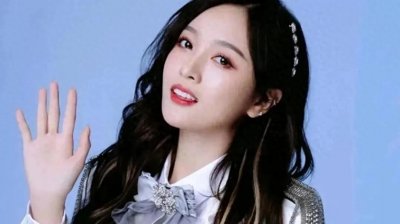 ​吴宣仪与粉丝“口水战”引热议：娱乐圈中的误解与理解之道