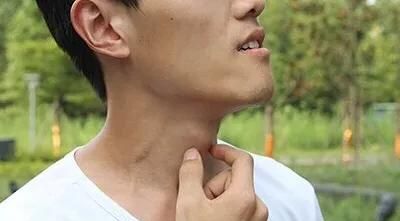 夏天解暑喝冷饮还是热饮，在炎热的夏天，冷饮和热饮哪一种更解暑？有何依据？图4