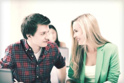 ​挽回前女友聊天话题技巧，我们该如何聪明的去聊天