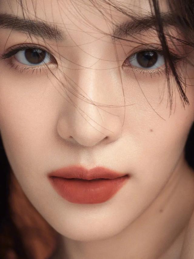 盘点4支最容易上瘾的百搭显白口红（秋冬必入的5支口红）(5)