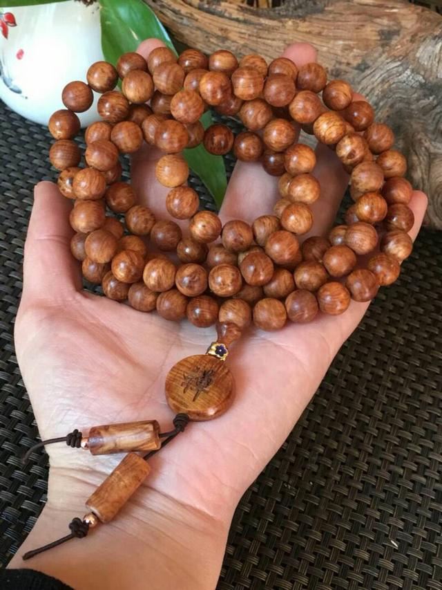 崖柏手串怎么盘又快又亮（崖柏手串如何正确盘玩你知多少）(33)