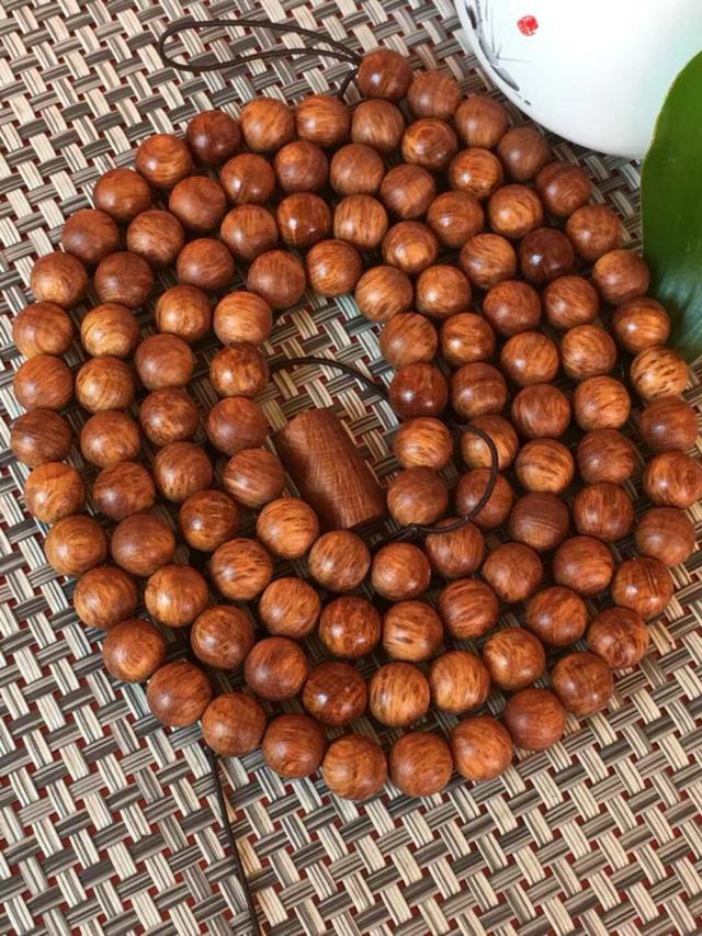 崖柏手串怎么盘又快又亮（崖柏手串如何正确盘玩你知多少）(38)