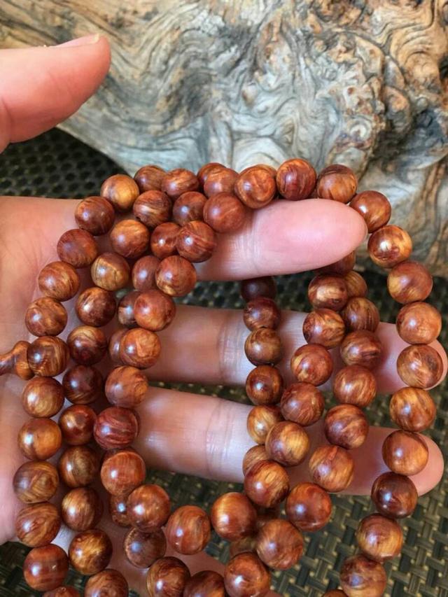 崖柏手串怎么盘又快又亮（崖柏手串如何正确盘玩你知多少）(48)