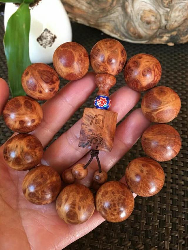 崖柏手串怎么盘又快又亮（崖柏手串如何正确盘玩你知多少）(7)