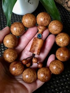 ​崖柏手串怎么盘又快又亮（崖柏手串如何正确盘玩你知多少）