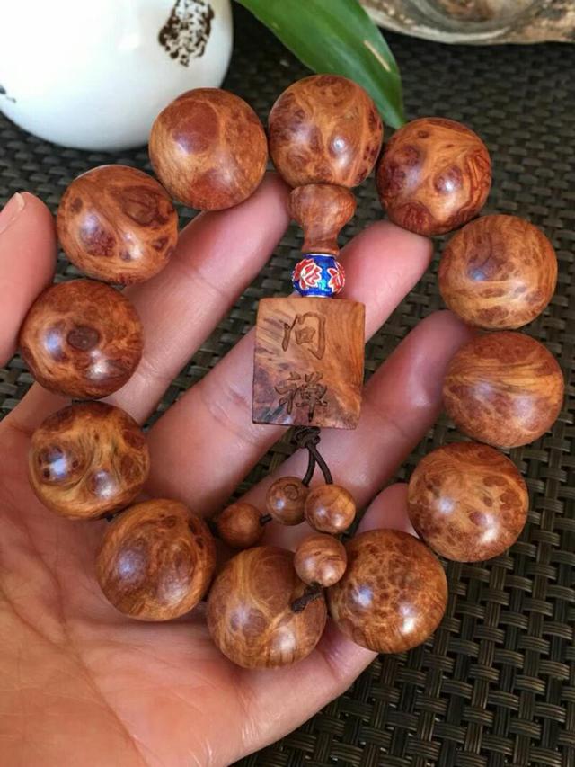 崖柏手串怎么盘又快又亮（崖柏手串如何正确盘玩你知多少）(11)