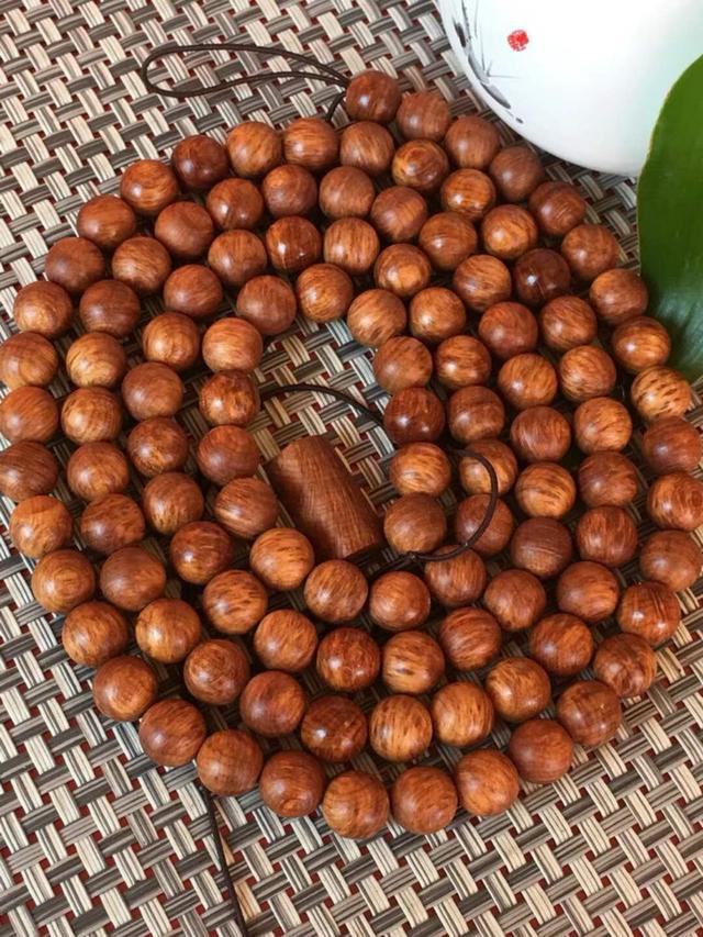 崖柏手串怎么盘又快又亮（崖柏手串如何正确盘玩你知多少）(37)