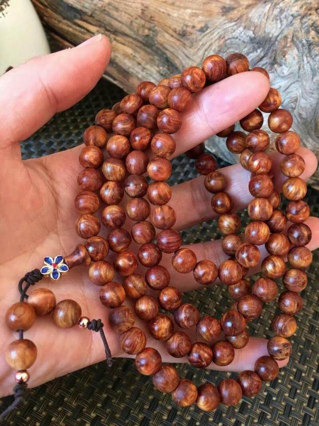 崖柏手串怎么盘又快又亮（崖柏手串如何正确盘玩你知多少）(52)