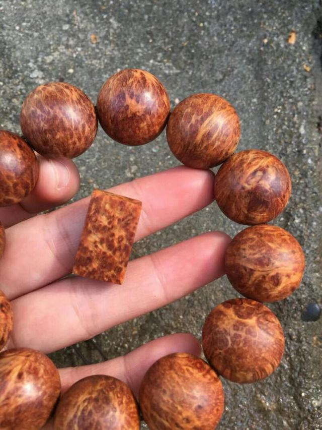 崖柏手串怎么盘又快又亮（崖柏手串如何正确盘玩你知多少）(21)