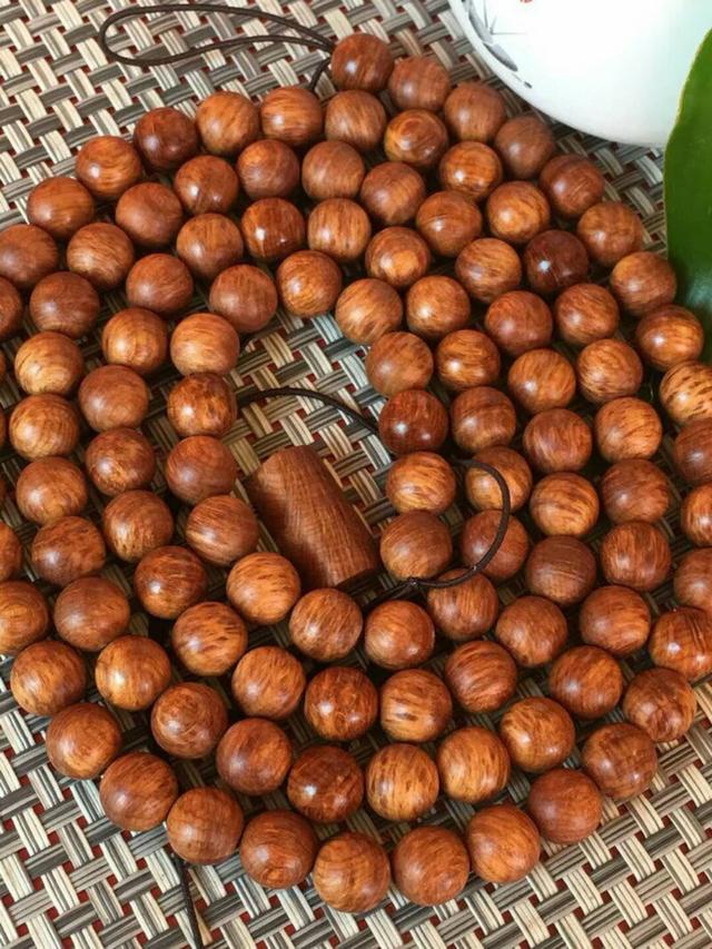 崖柏手串怎么盘又快又亮（崖柏手串如何正确盘玩你知多少）(39)