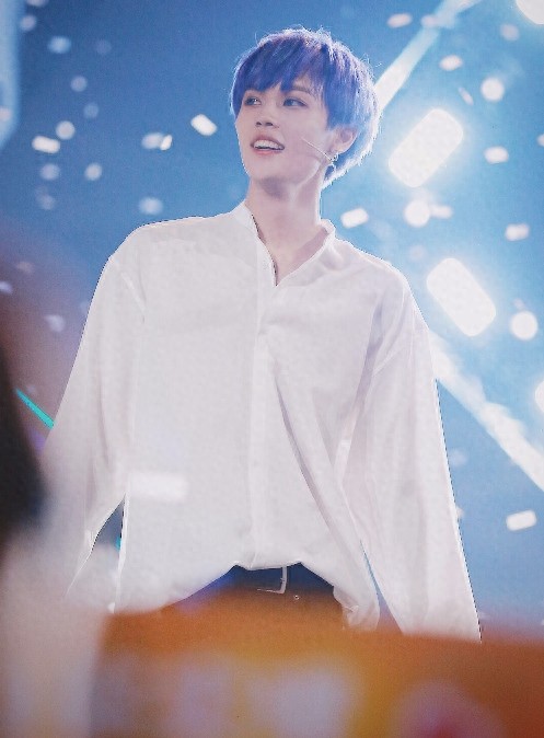 组图：偶像新人林彦俊