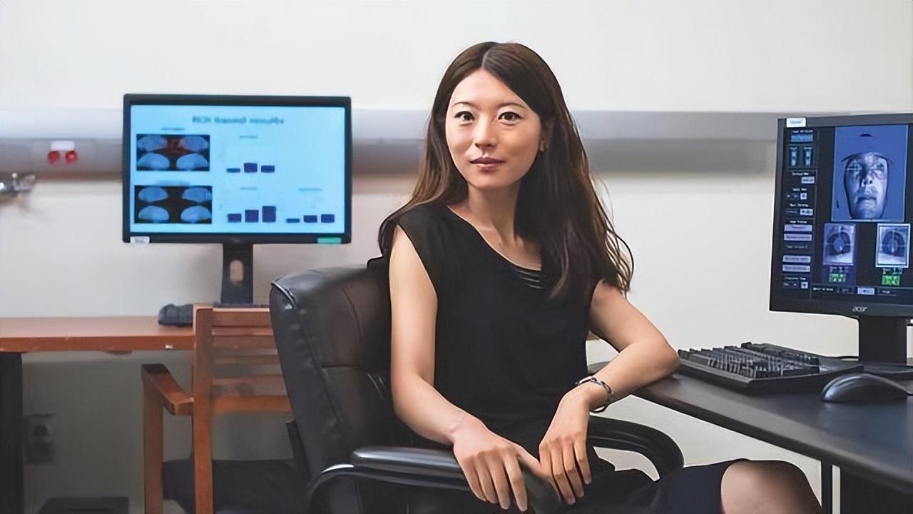 何碧玉为什么被终身禁止回国(何碧玉现在的情况)