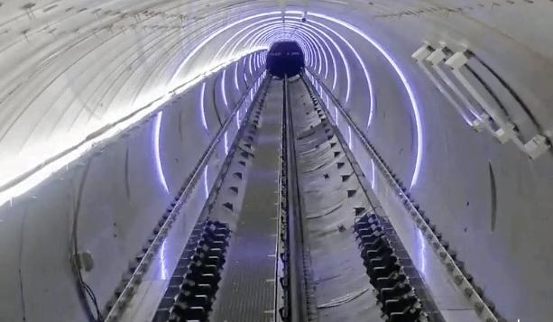 超级高铁来了比飞机速度快了四倍(超级高铁接近第一宇宙速度)(10)