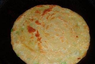 葱花油饼怎么做,葱油饼的家常做法图18