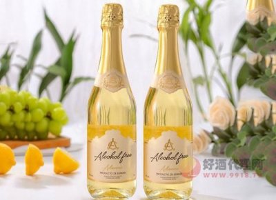 ​啤酒是含什么起泡低什么的饮料酒(起泡酒和啤酒的区别)