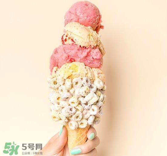 emack bolio's堆叠冰淇淋多少钱？堆叠冰淇淋好吃吗？