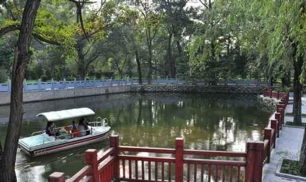 阳关在哪里，都是正午的古装剧，《琅琊榜》和《清平乐》的区别在哪里？图9