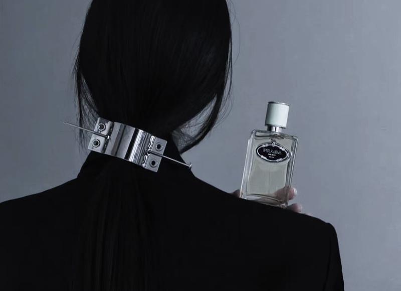 分手却不删除也不联系