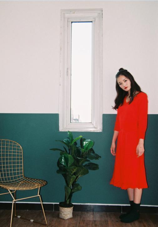 她是坏女人专业户，被称为“最丑女主角”，如今美成这样