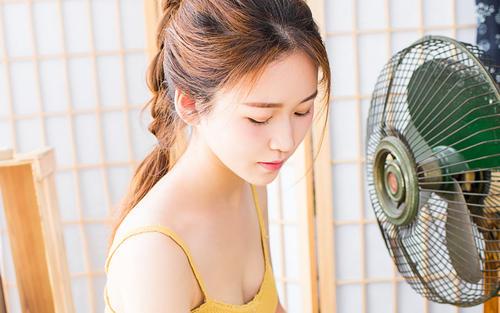 女生陪你聊天到很晚但不主动找你，是什么意思？